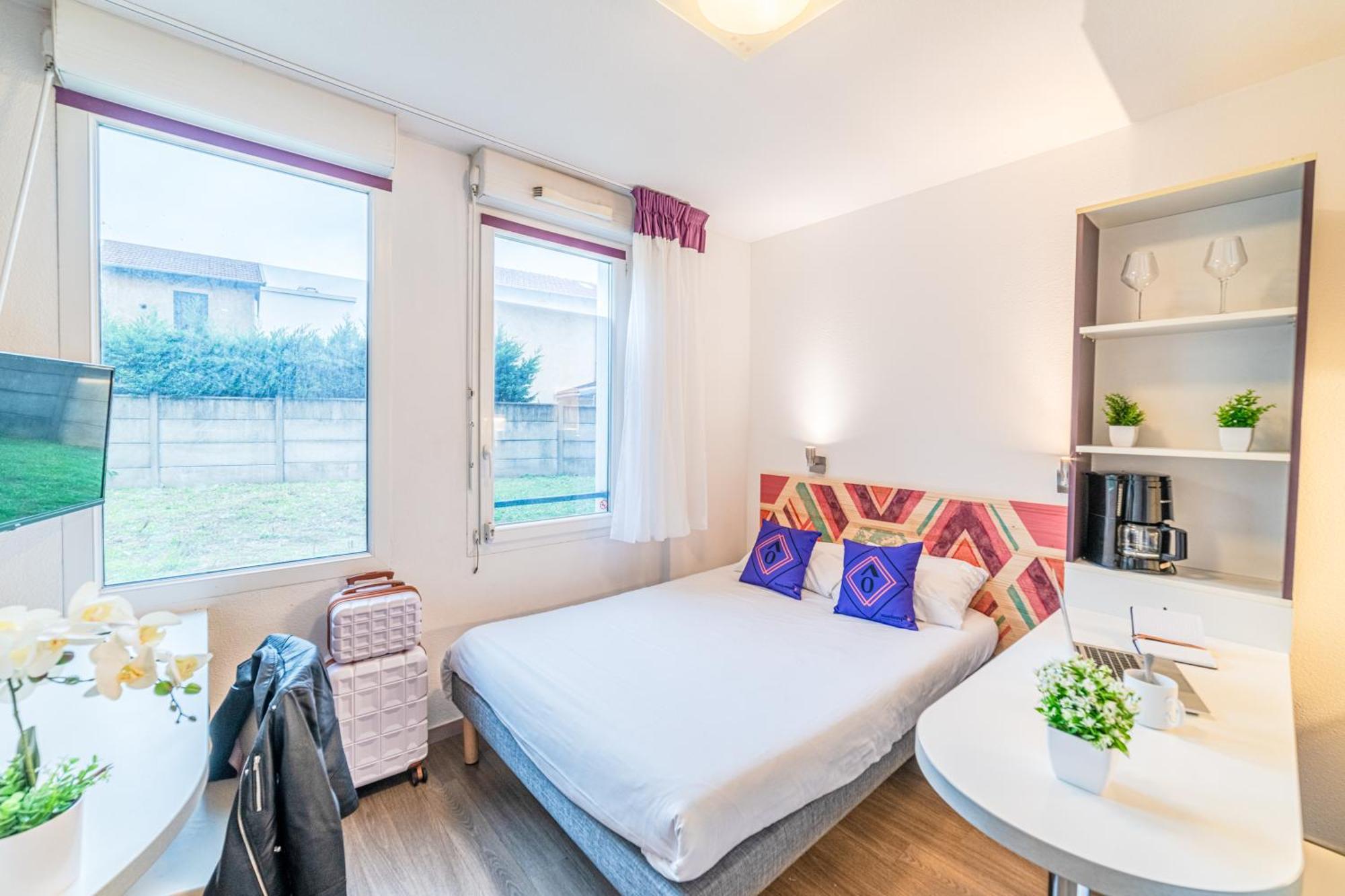 Montempo Apparthotel Lyon Viviani Венісьє Екстер'єр фото